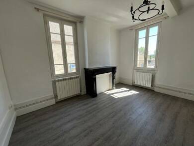 Maison à louer 750 € 4 pièces 3 chambres 124 m² Valence d Agen 82400