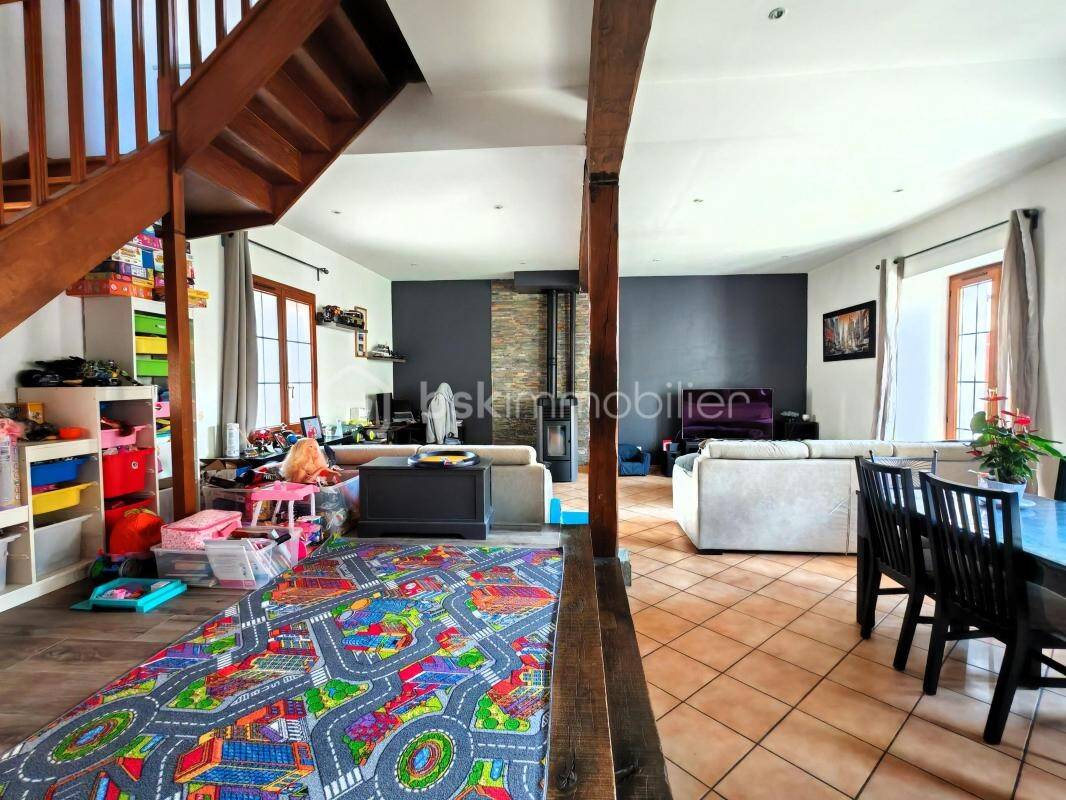 Maison à vendre, 115m², FAREMOUTIERS