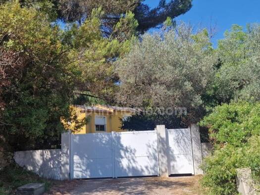 Villa à vendre 620 000 € 6 pièces 4 chambres 210 m² 5 869 m² de terrain Étang de l'Olivier-Domaine de Sulauze Istres 13800