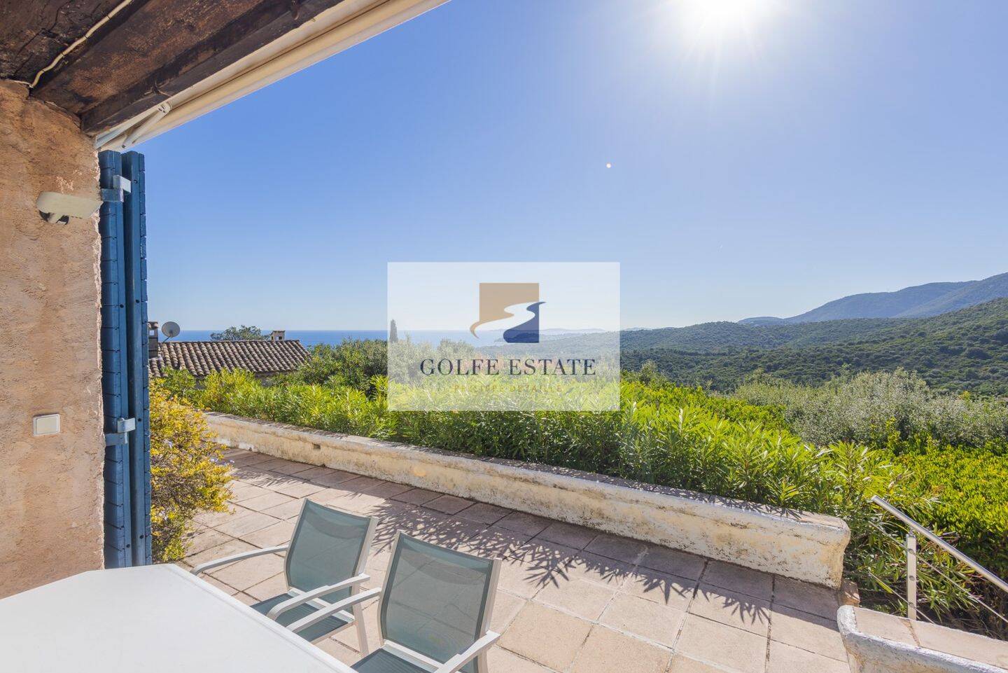 Maison à vendre, 113m², LA CROIX VALMER