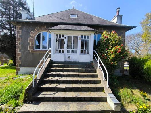 Maison de ville à vendre 269 000 € 7 pièces 6 chambres 150 m² 1 410 m² de terrain Plestin-les-Grèves 22310