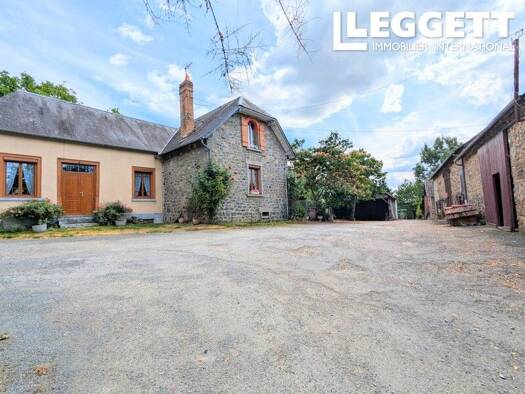 Maison à vendre 295 000 € 7 pièces 5 chambres 170 m² 73 380 m² de terrain Saint-Julien-le-Vendômois 19210