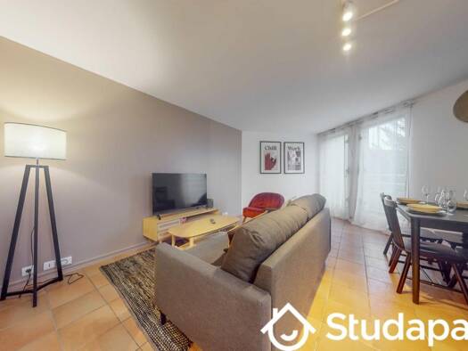 Colocation à louer 884 € 1 pièce 1 chambre 9 m² 1er étage Parc-La Boule- Champs Pierreux Nanterre 92000