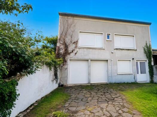 Maison à louer 895 € 3 pièces 2 chambres 86 m² Le Mans 72000