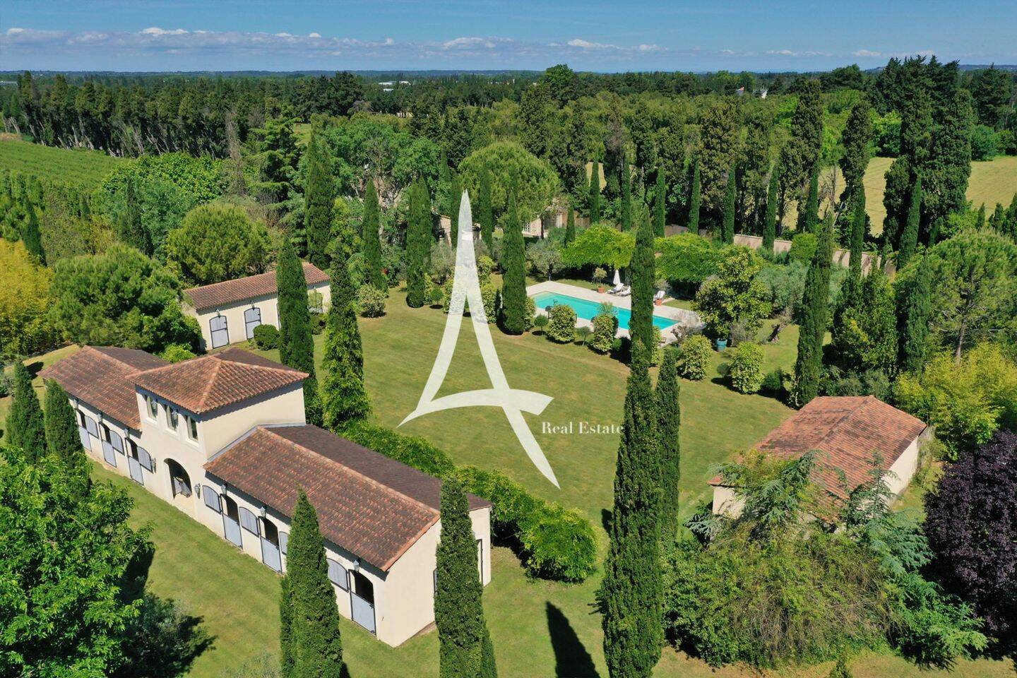 Maison à vendre, 330m², EYGALIERES