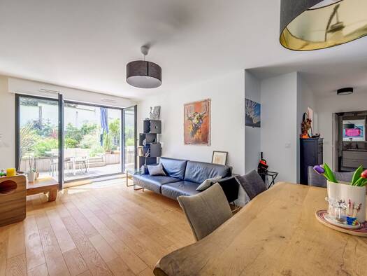 Appartement à vendre 598 000 € 3 pièces 2 chambres 61 m² RDC/4 Voltaire-Grésillons Asnières-sur-Seine 92600