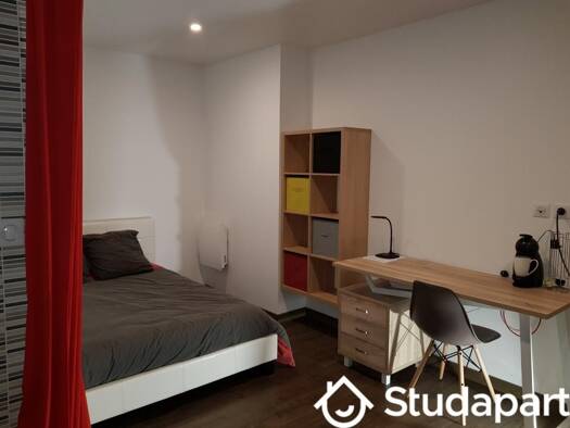 Colocation à louer - logement étudiant 480 € 1 pièce 5 chambres 23 m² disponible dès maintenant Carmes-République Orléans 45000