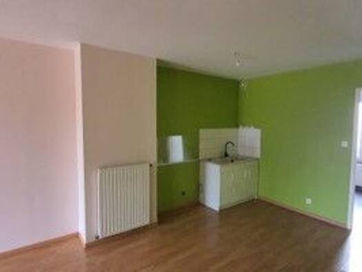 Appartement à louer 592 € 3 pièces 2 chambres 61 m² 2ème étage Ouest Jarny 54800