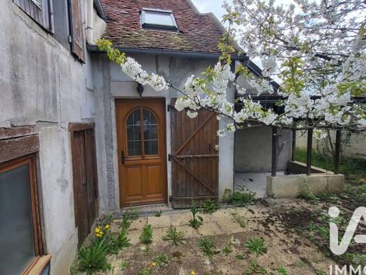 Maison à vendre 79 000 € 5 pièces 3 chambres 117 m² 320 m² de terrain Ville-Langy 58270
