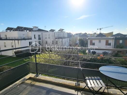 Appartement à vendre 244 000 € 3 pièces 2 chambres 60 m² Étage 2/2 Centre Sud Claye-Souilly 77410