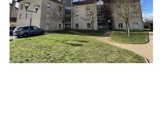 Appartement à louer 839 € 5 pièces 3 chambres 87 m² Étage 2/2 Serrières-de-Briord 01470