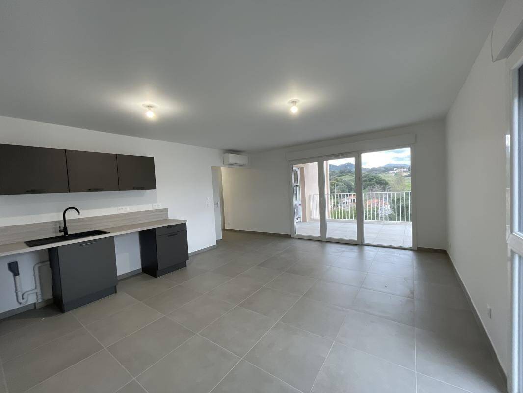 Maison à louer, 70m², AJACCIO