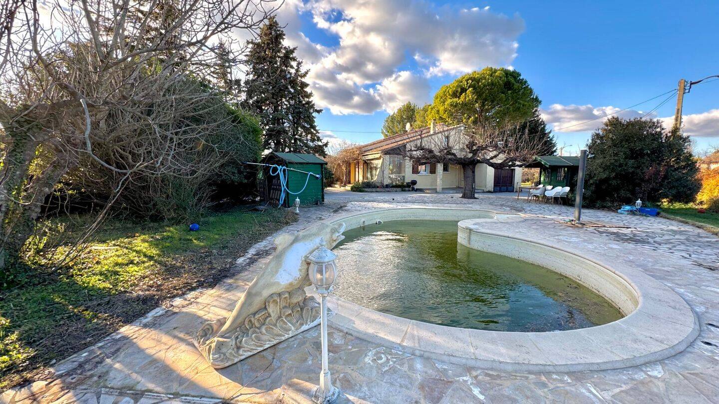 Maison à vendre, 110m², ENTRAIGUES SUR LA SORGUE