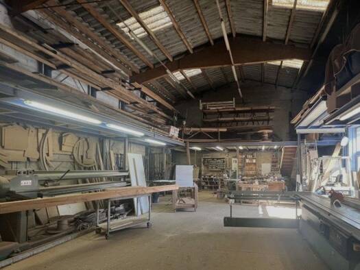 Immeuble à vendre 1 590 000 € 880 m² Nord Cogolin 83310