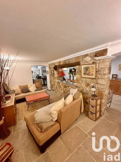 Maison à vendre 299 000 € 6 pièces 3 chambres 122 m² Gilette 06830