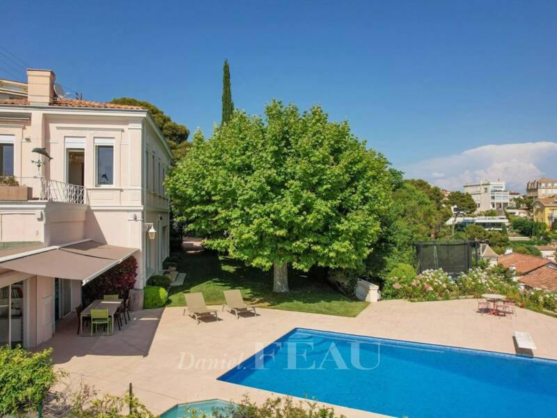 Maison à vendre, 357m², MARSEILLE 8E