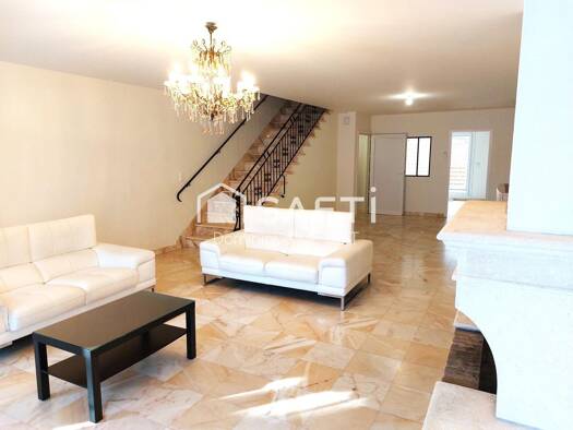 Maison de ville à vendre 265 900 € 5 pièces 3 chambres 160 m² 119 m² de terrain Sainte Catherine Villeneuve-sur-Lot 47300
