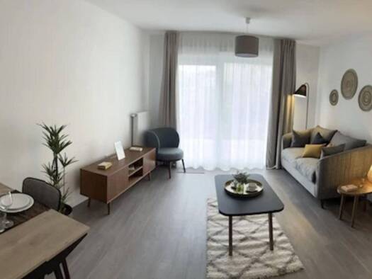 Appartement à louer 793 € 1 pièce 45 m² disponible dès maintenant Beau Marais-Gare-Lafayette Béthune 62400