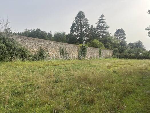 Terrain constructible à vendre 40 000 € 7 084 m² de terrain Nueil-les-Aubiers 79250