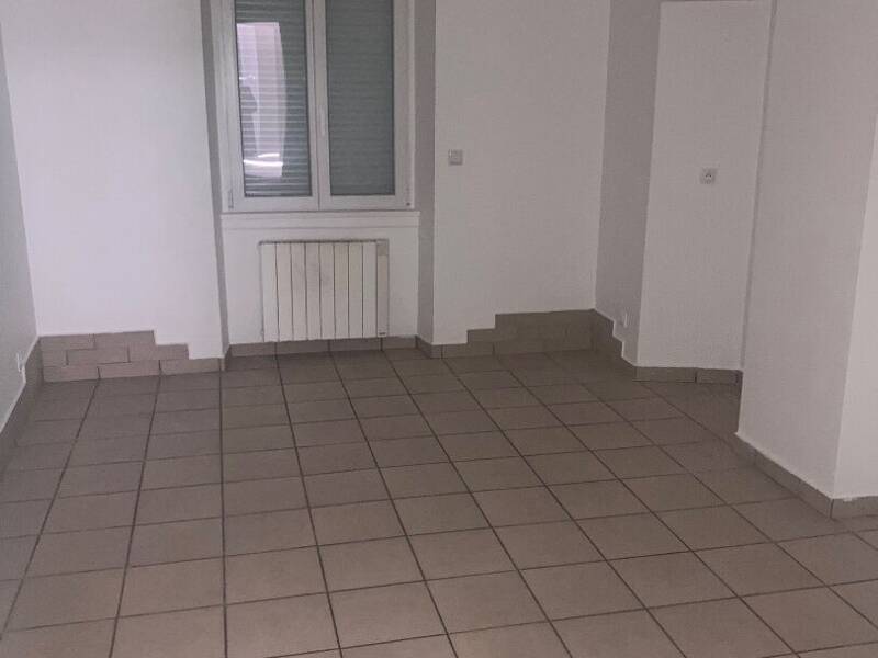 Maison à louer, 24m², NANTEUIL LES MEAUX