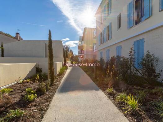 Appartement à vendre - Première occupation 515 000 € 3 pièces 2 chambres 68 m² Étage 1/2 Val Saint-André - Arc - La Torse Aix-en-Provence 13100