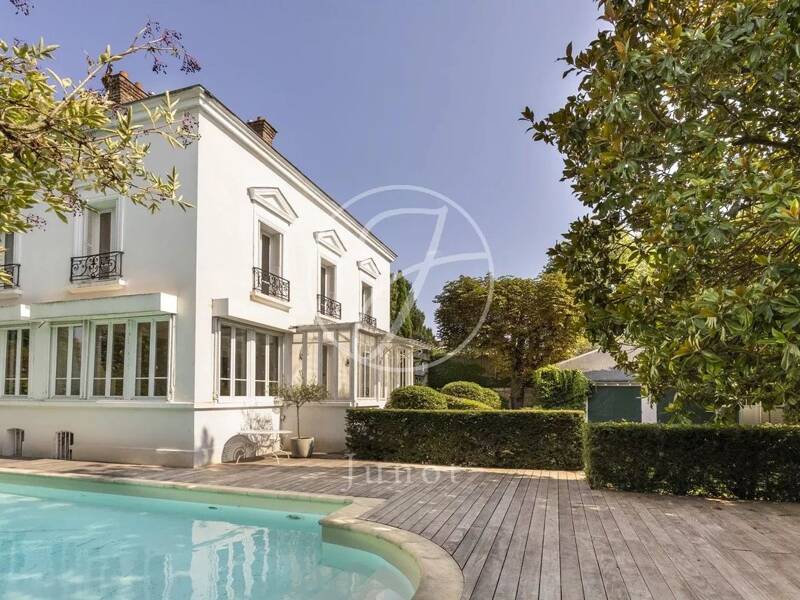 Maison à louer, 239m², RUEIL MALMAISON