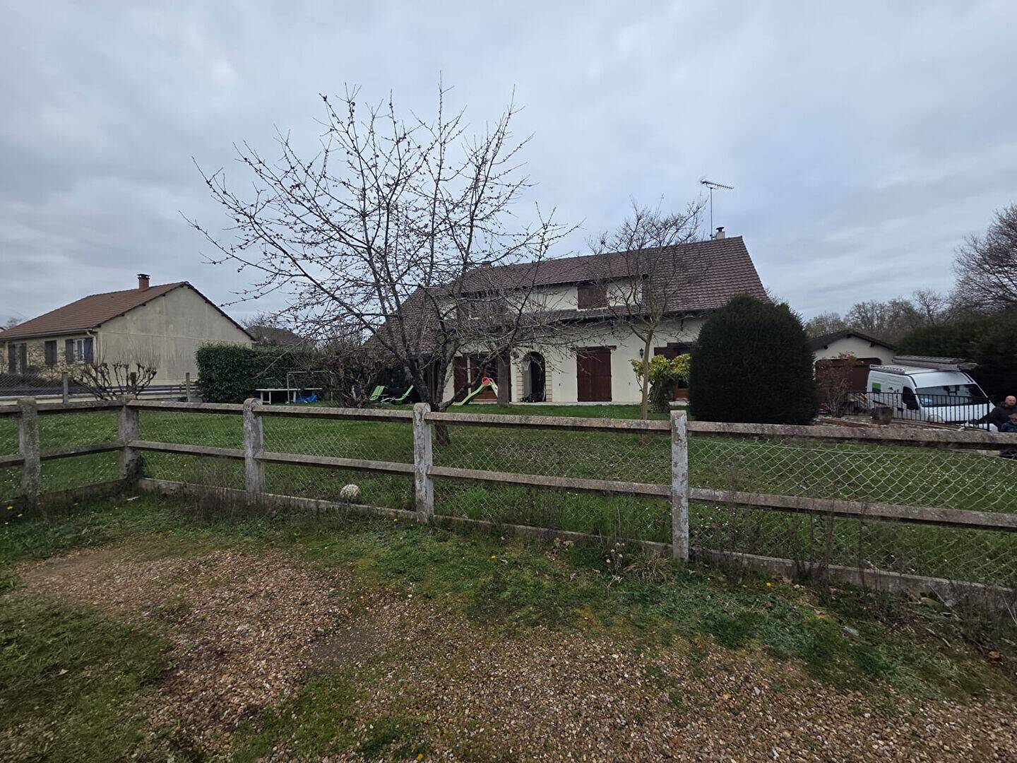 Maison à vendre, 199m², FERRIERES EN GATINAIS