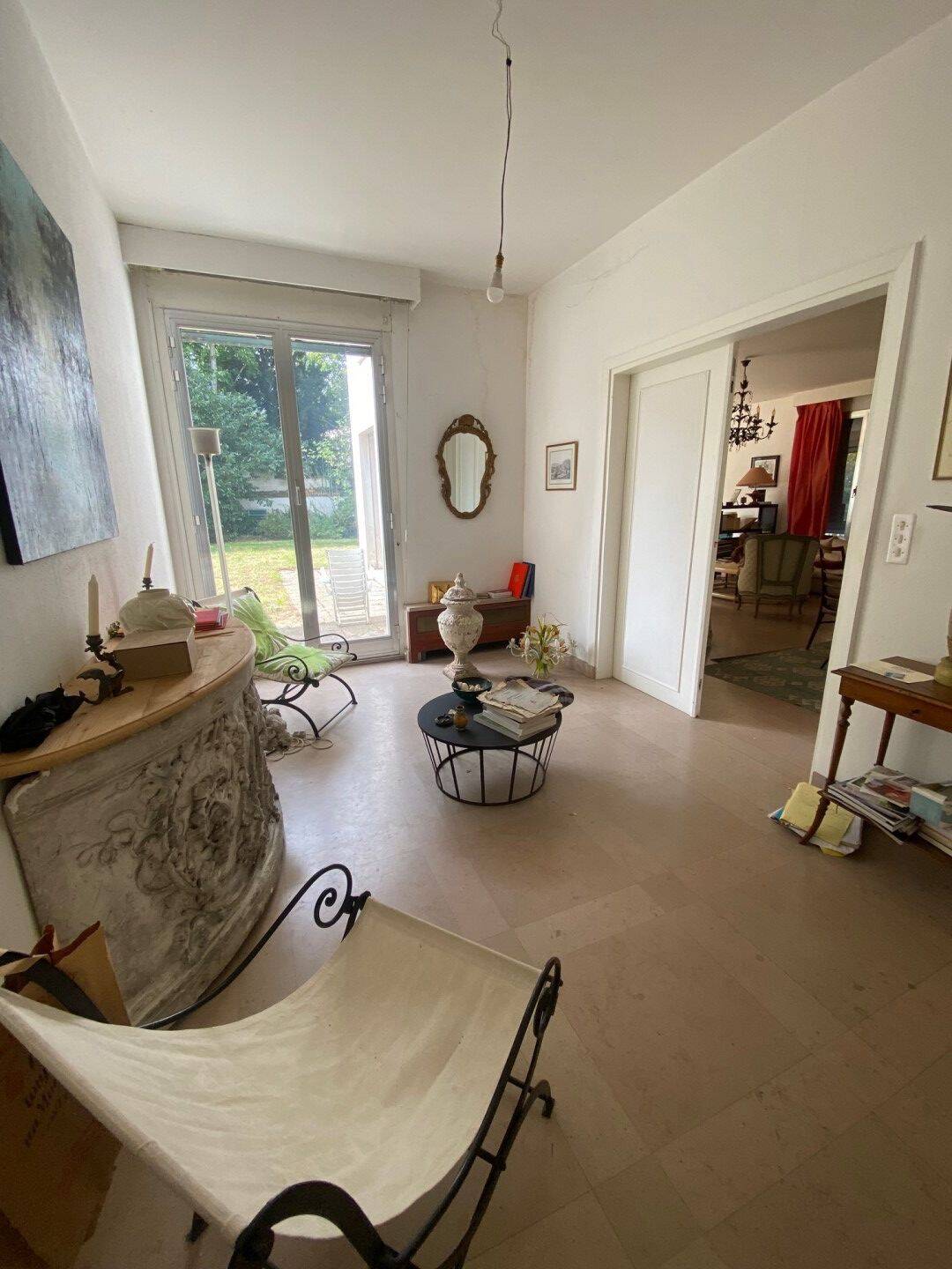 Maison à vendre, 234m², MARNES LA COQUETTE
