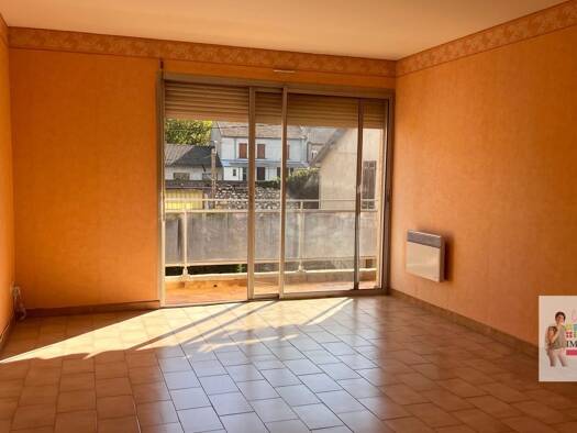 Appartement à vendre 85 000 € 3 pièces 2 chambres 69 m² Étage 1/4 Près-Saint-Jean Alès 30100