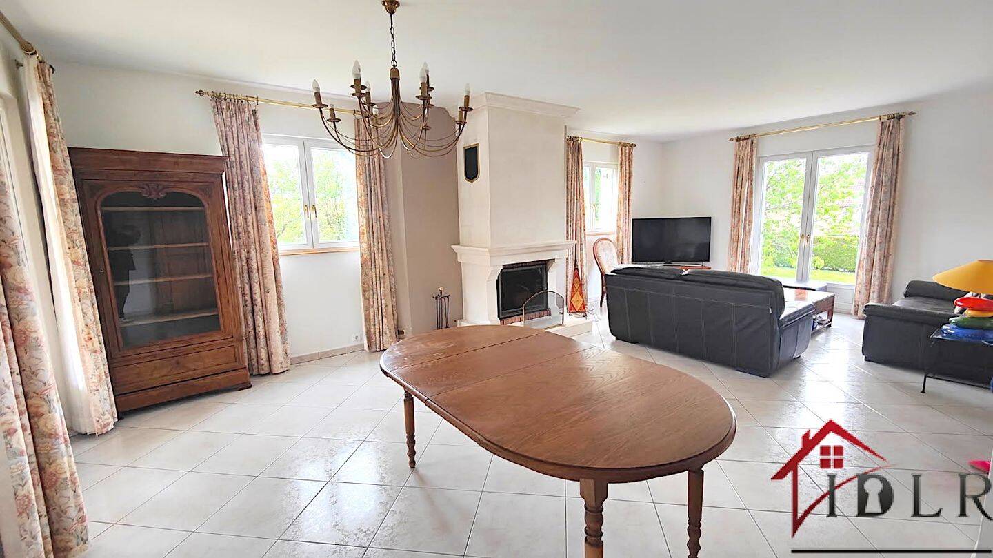 Maison à vendre, 200m², L'ISLE SUR LE DOUBS