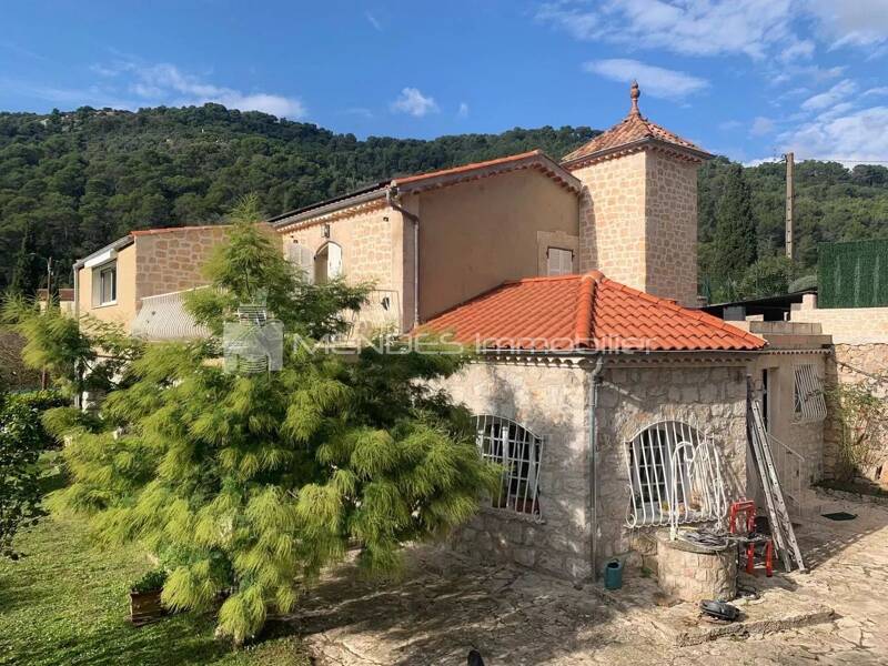 Maison à vendre, 138m², LA TURBIE