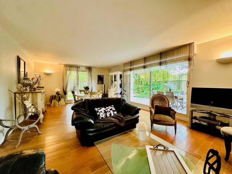 Maison à louer, 136m², SAINT MAUR DES FOSSES