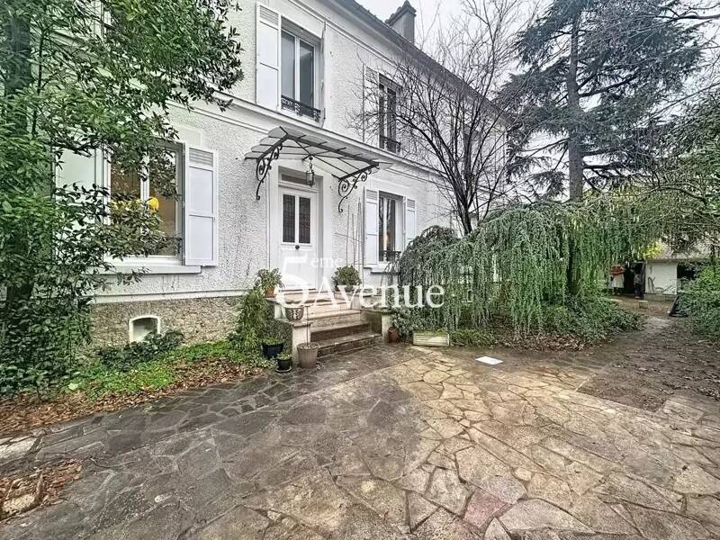 Maison à vendre, 148m², SAINT MAUR DES FOSSES