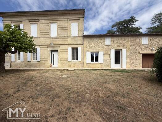 Maison à vendre 355 000 € 7 pièces 4 chambres 186 m² 3 677 m² de terrain Saint-Vincent-de-Pertignas 33420