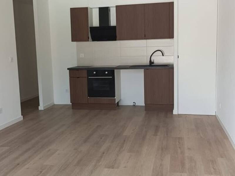 Maison à louer, 65m², MARSEILLE 4E