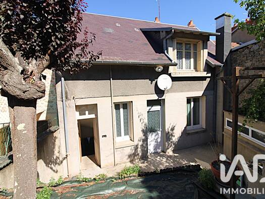 Maison de ville à vendre 96 000 € 5 pièces 3 chambres 117 m² 168 m² de terrain Jouhet Guéret 23000