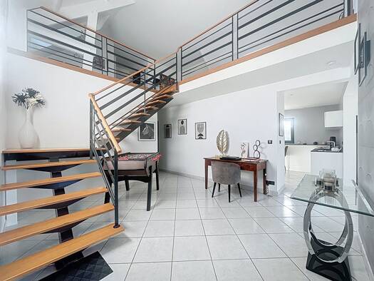 Maison à vendre 489 000 € 6 pièces 4 chambres 205 m² 5 044 m² de terrain Montreuil-sur-Loir 49140