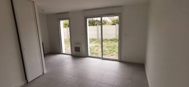 Maison à louer 930 € 4 pièces 3 chambres 89 m² disponible à partir du 12/06/2025 Saint-Hilaire-de-Loulay 85600