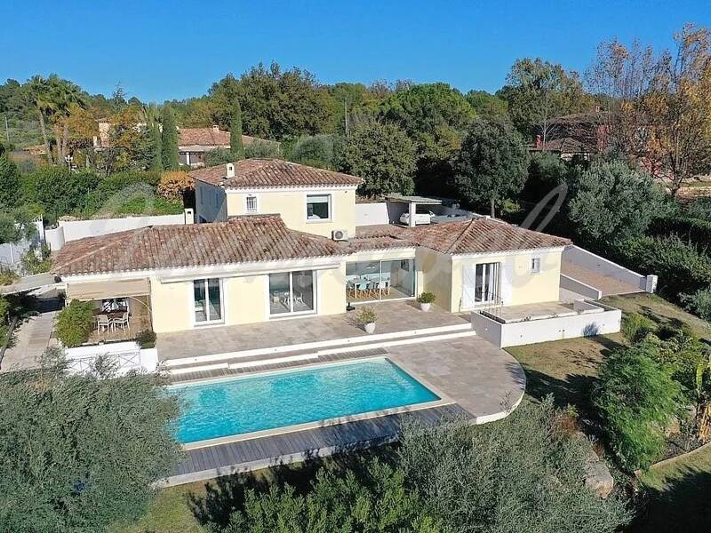 Maison à vendre, 206m², BAGNOLS EN FORET