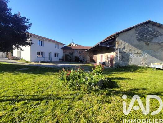 Maison à vendre 313 500 € 5 pièces 3 chambres 97 m² 938 m² de terrain Culin 38300