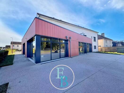 Local commercial à vendre 173 600 € 63,2 m² de surface de vente Bavent 14860