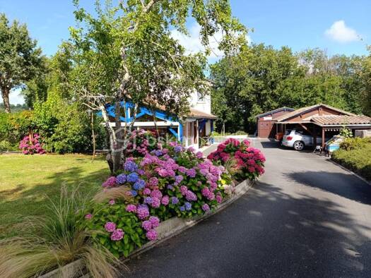 Maison à vendre 318 500 € 6 pièces 4 chambres 164 m² Boulazac Isle Manoire 24330