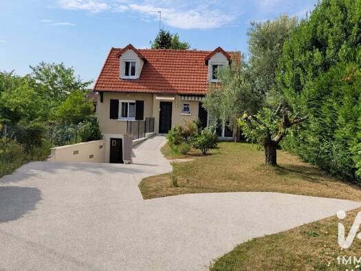 Maison à vendre 330 000 € 5 pièces 3 chambres 100 m² 961 m² de terrain Village Le Mée-sur-Seine 77350