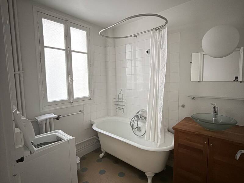 Maison à louer, 50m², PARIS 18E