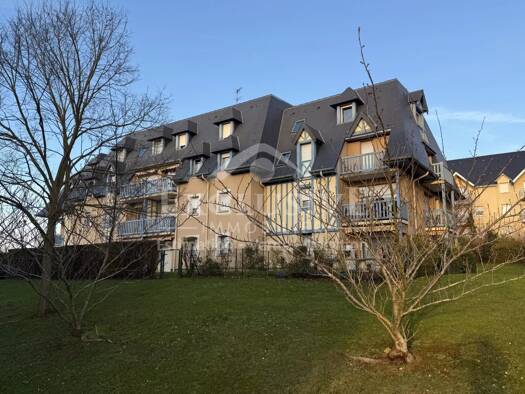 Appartement à vendre 273 000 € 3 pièces 2 chambres 59,8 m² Étage 1/3 Touques 14800