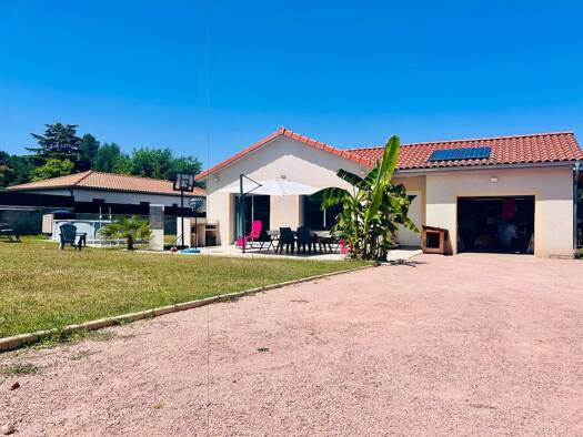 Maison à vendre 264 000 € 5 pièces 3 chambres 91,6 m² 859 m² de terrain Briennon 42720