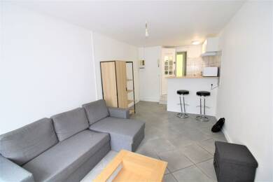 Appartement à louer 609 € 1 pièce 24 m² RDC/2 Toulouse 31000