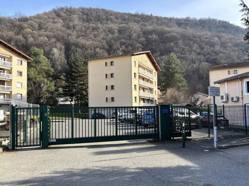 Maison à louer, 90m², DOMENE