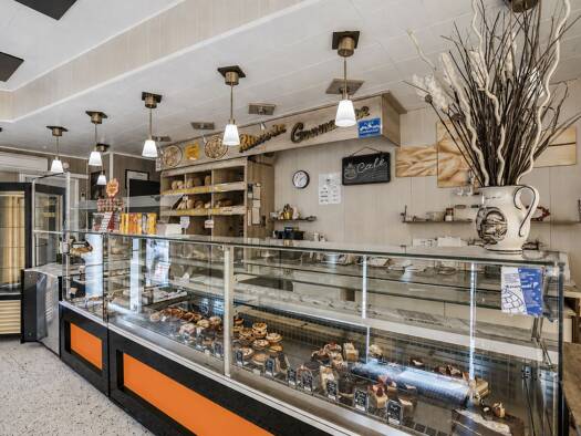 Local commercial à vendre 165 300 € 80 m² de surface de vente La Chapelle Saint Jean Bois-d'Arcy 78390