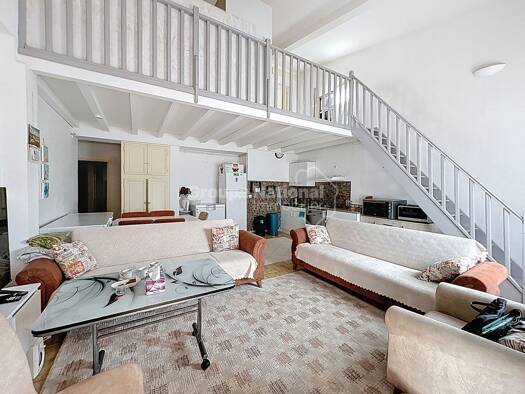 Maison à louer 605 € 3 pièces 2 chambres 77 m² 30 m² de terrain Sud Pont Saint Esprit 30130